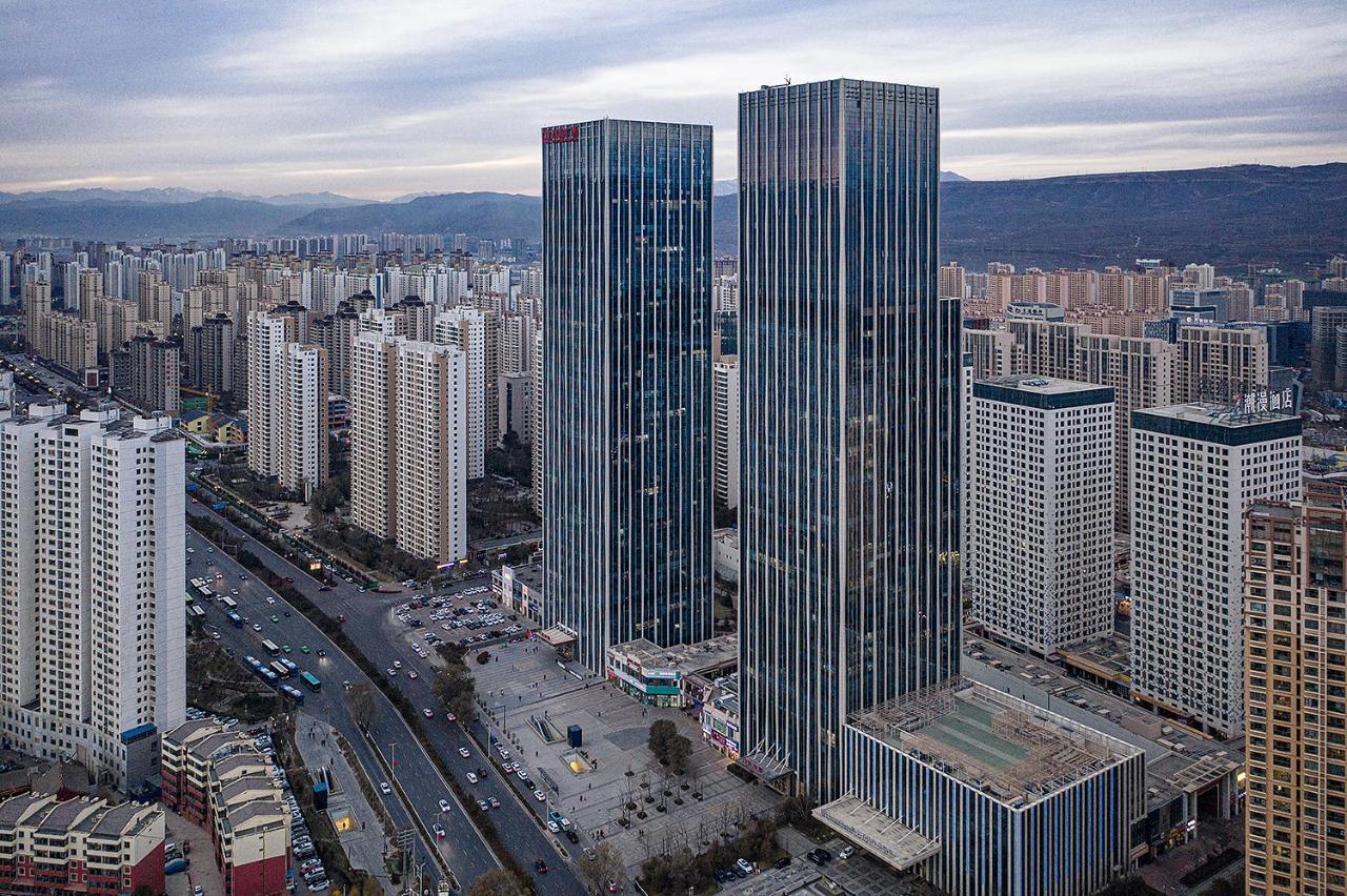 Wanda Vista Xining Hotel Bagian luar foto