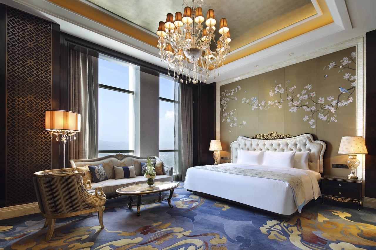 Wanda Vista Xining Hotel Bagian luar foto